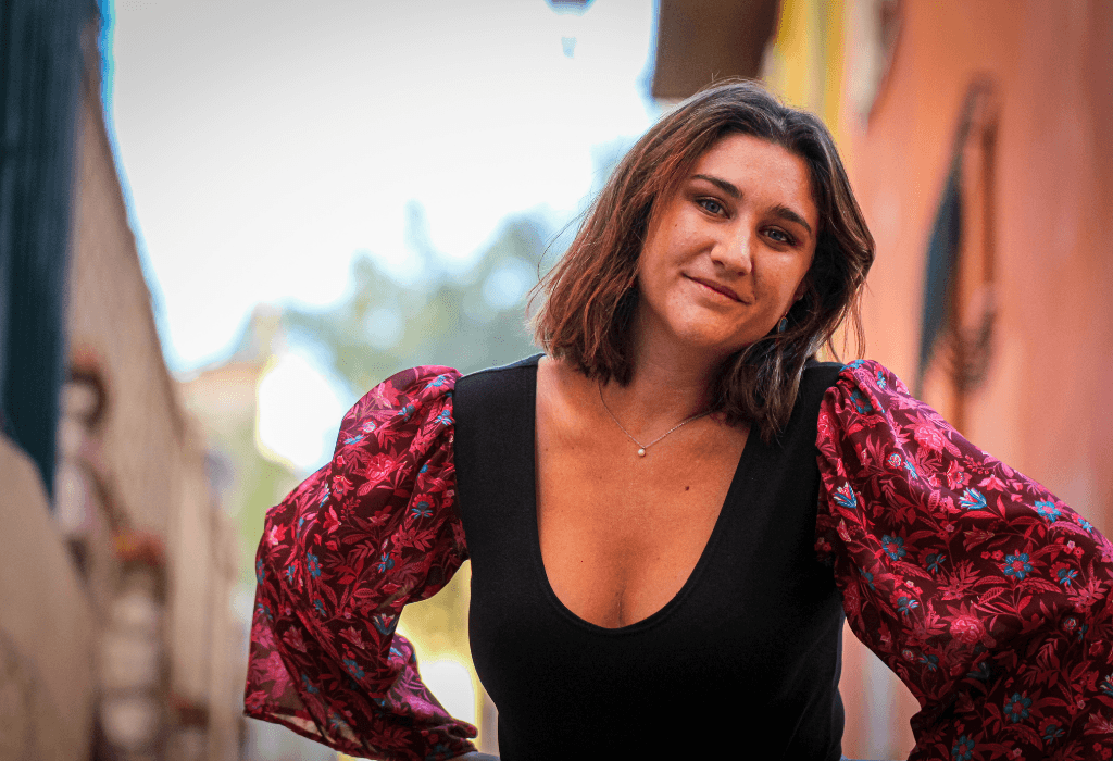 Maëva de Carabelli - "Se sentir bien dans sa tenue, c'est fondamental pour la prise de confiance en soi"